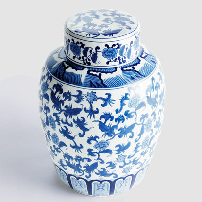 Blue and white ceramic lidded jar - stylish home accent (Image4).