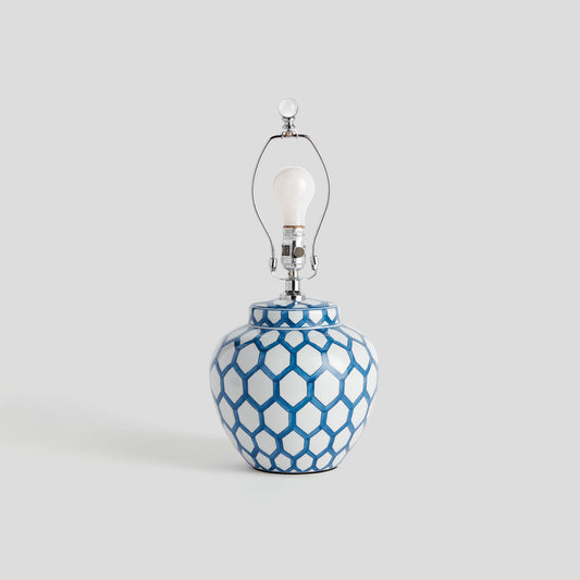 Blue and white chinoiserie hand-painted porcelain lamp - stylish home accent (Image2).