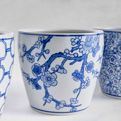 Blue and white hand-painted ceramic midi pots (set of 4) - stylish home accent (Image3).