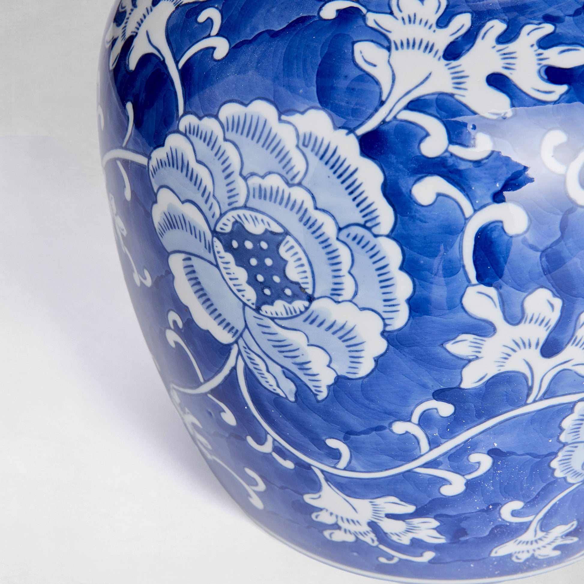 Blue and white lotus lidded jar 9 inch - stylish home accent (Image3).