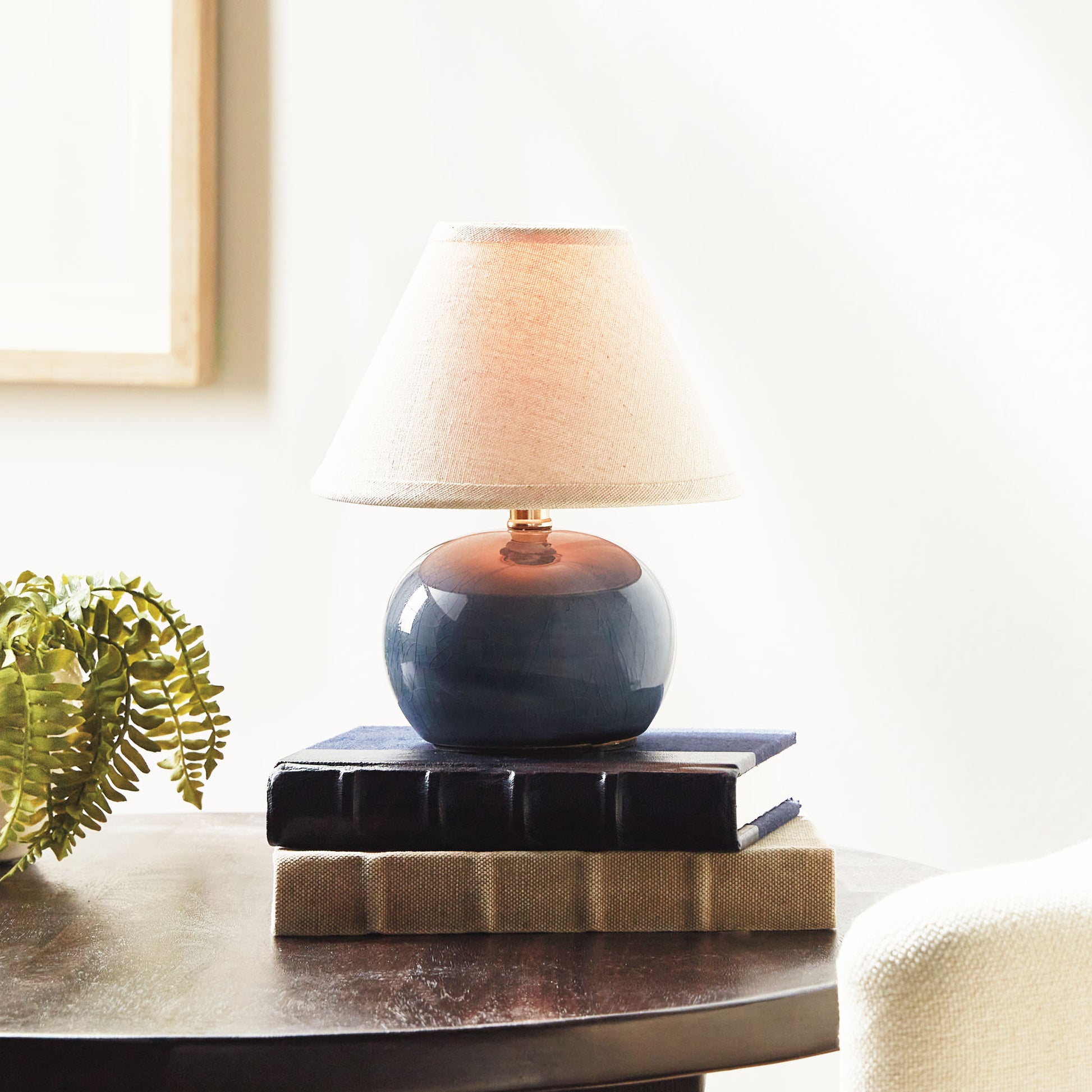 Blue ceramic mini lamp - stylish home accent (Image7).