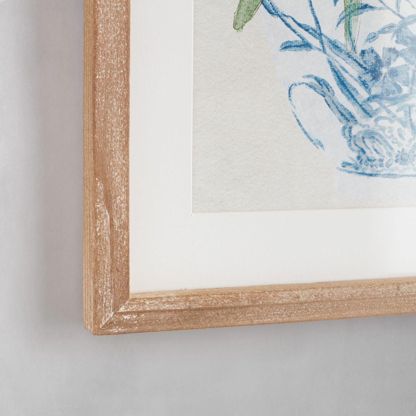 Blue chinoiserie botanical prints (set of 2) - stylish home accent (Image2).