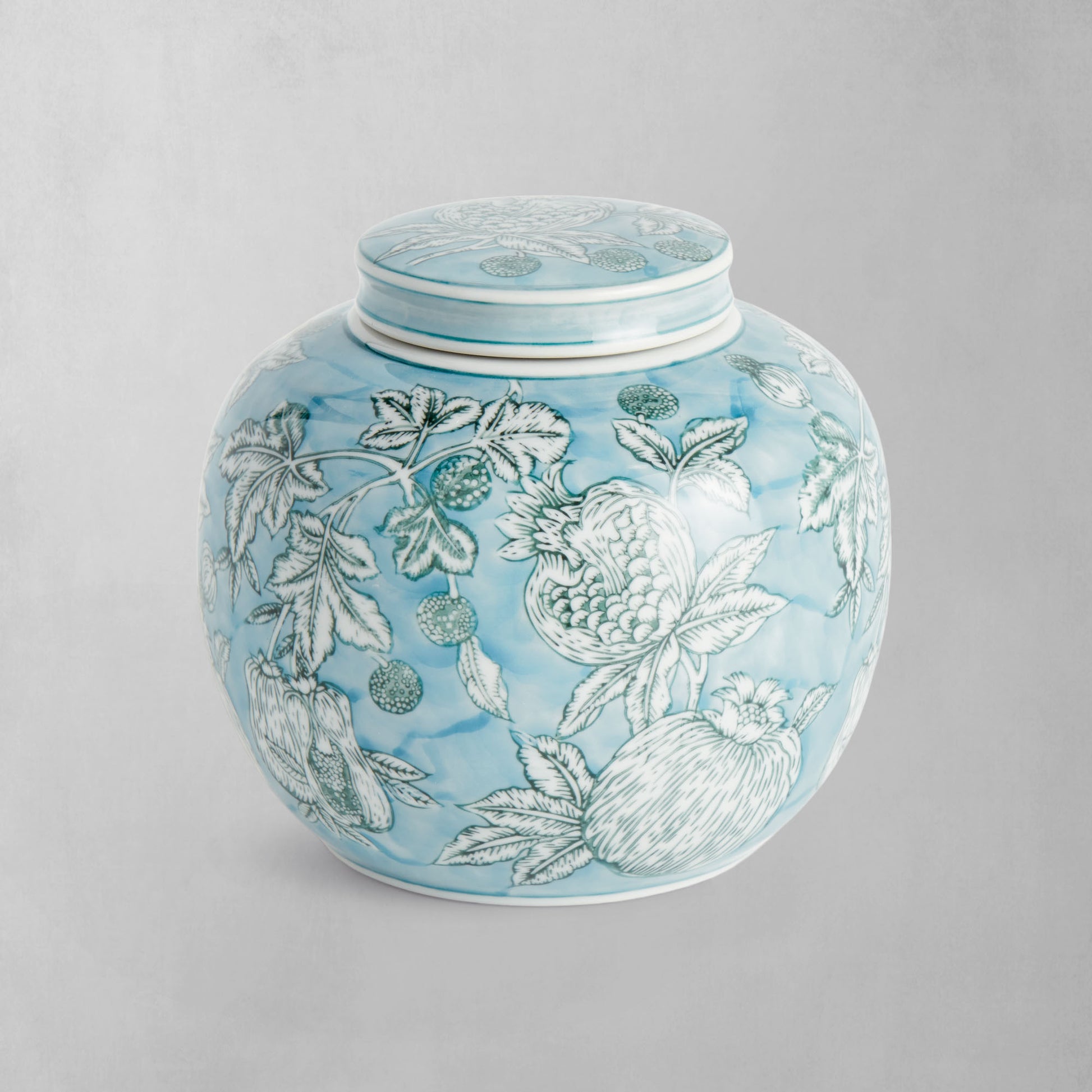 Blue hand-painted porcelain lidded jar - stylish home accent (Image1).
