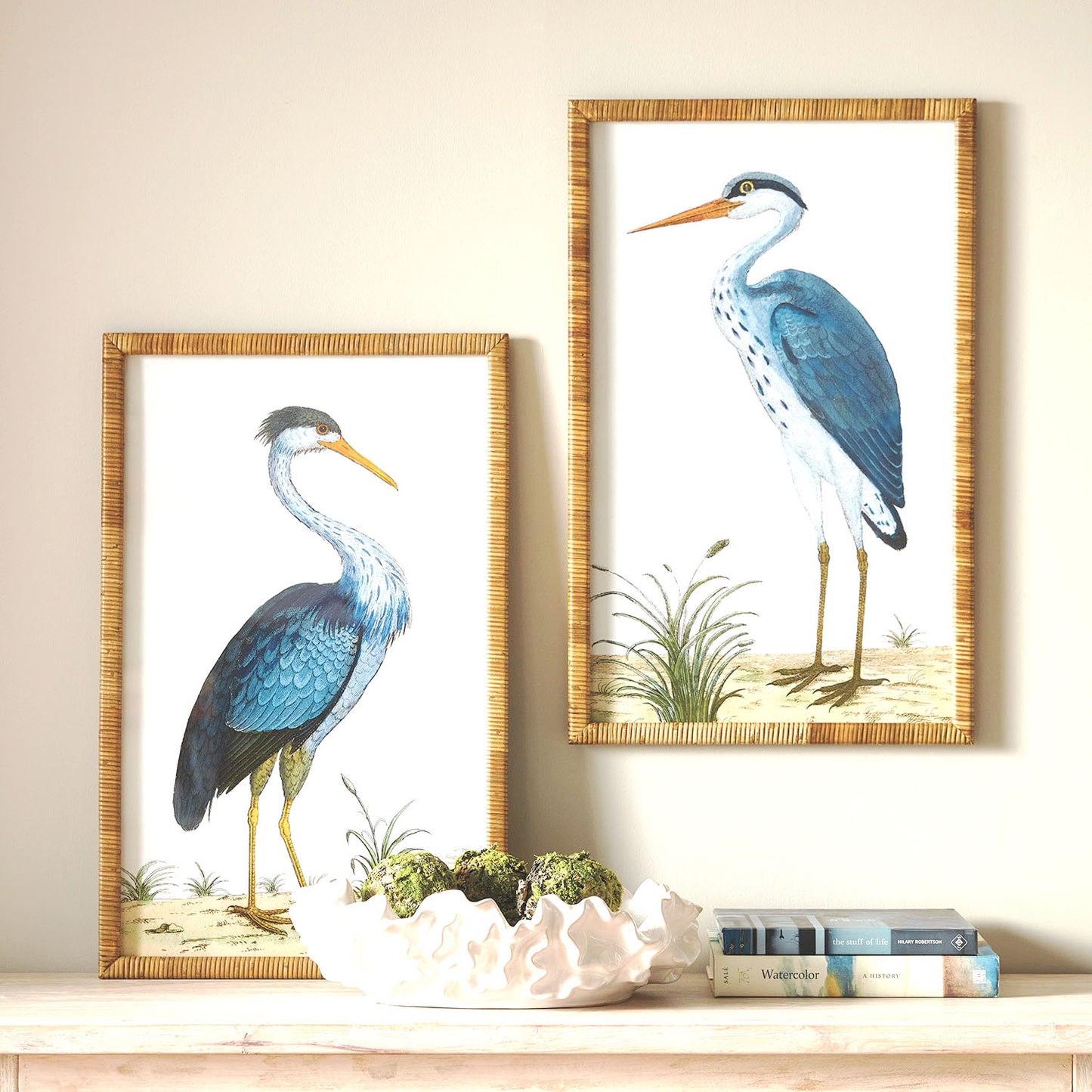 Blue heron wall art rattan frame (set of 2) - stylish home accent (Image4).