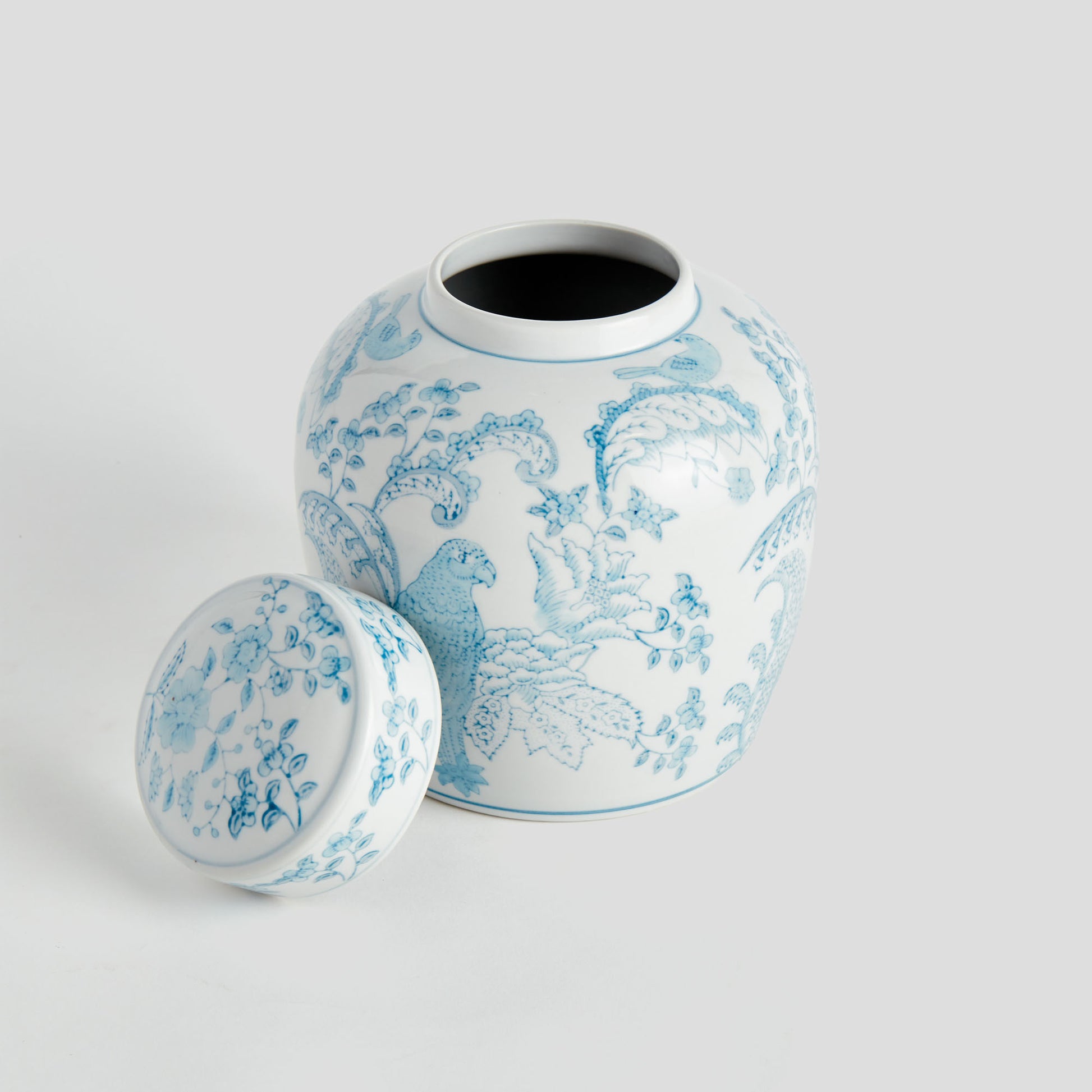 Chinoiserie blue hand-painted porcelain lidded jar - stylish home accent (Image2).