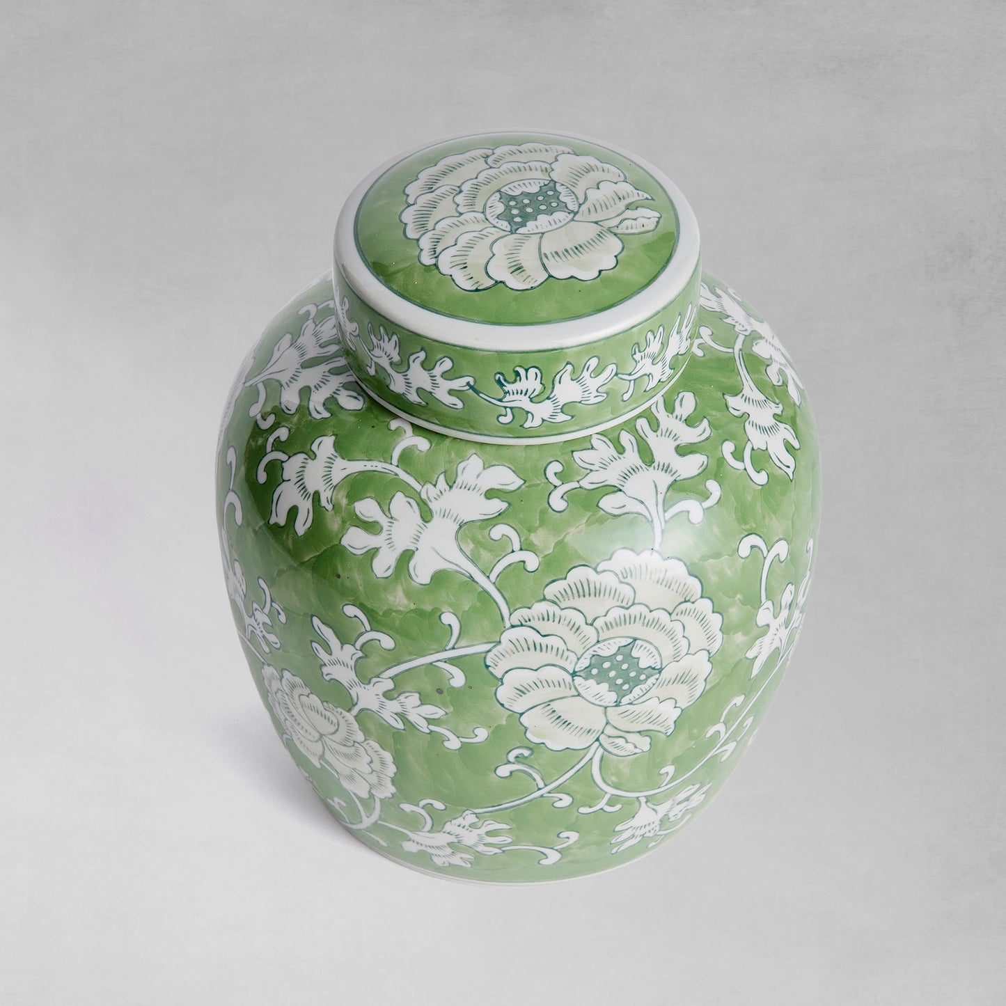 Chinoiserie green ceramic lidded jar - stylish home accent (Image4).