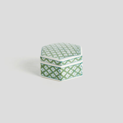 Chinoiserie green porcelain lidded boxes (set of 3) - stylish home accent (Image4).