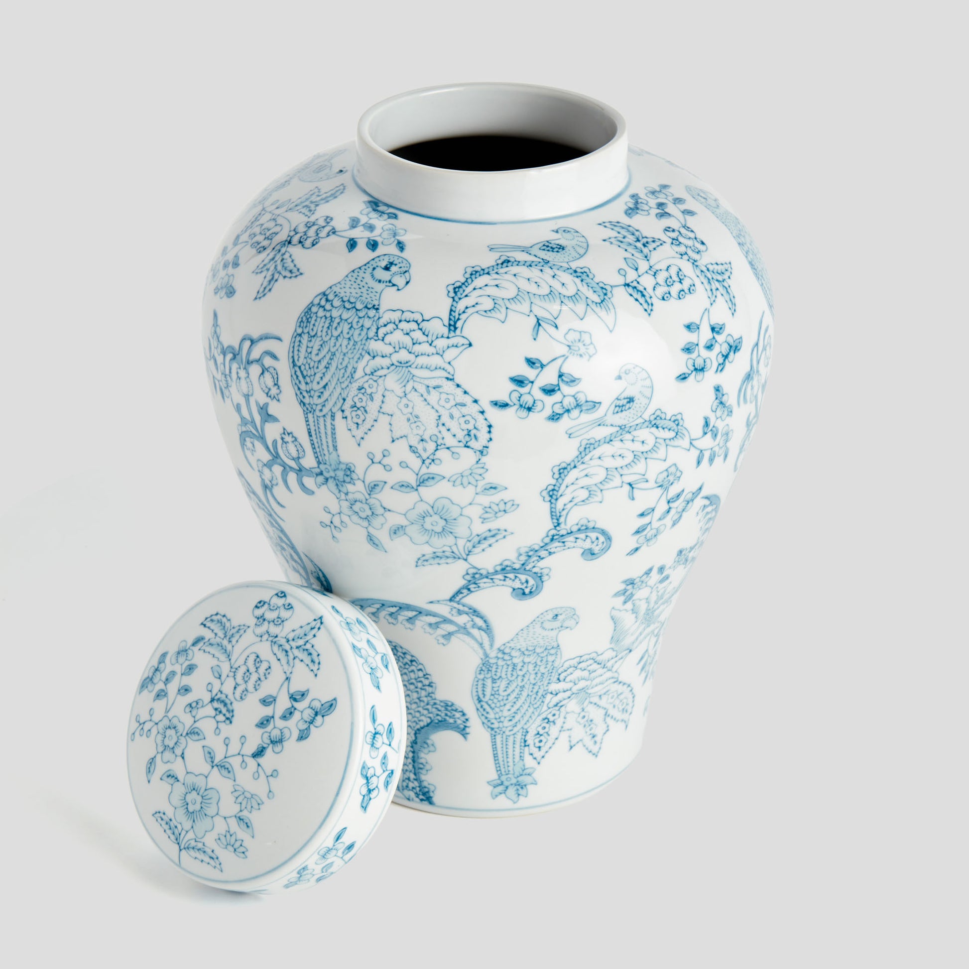 Chinoiserie light blue hand-painted porcelain ginger jar - stylish home accent (Image3).
