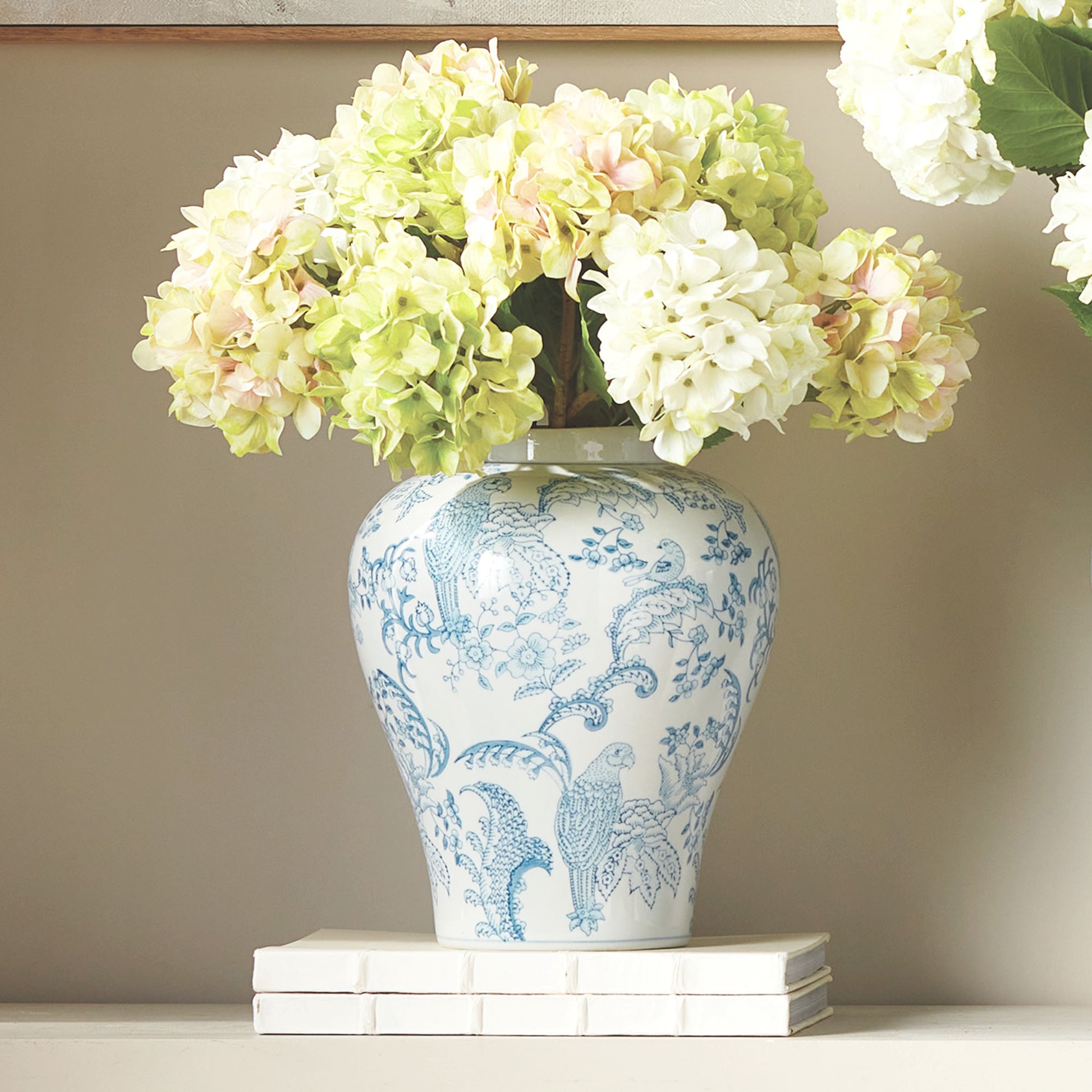 Chinoiserie light blue hand-painted porcelain ginger jar - stylish home accent (Image5).