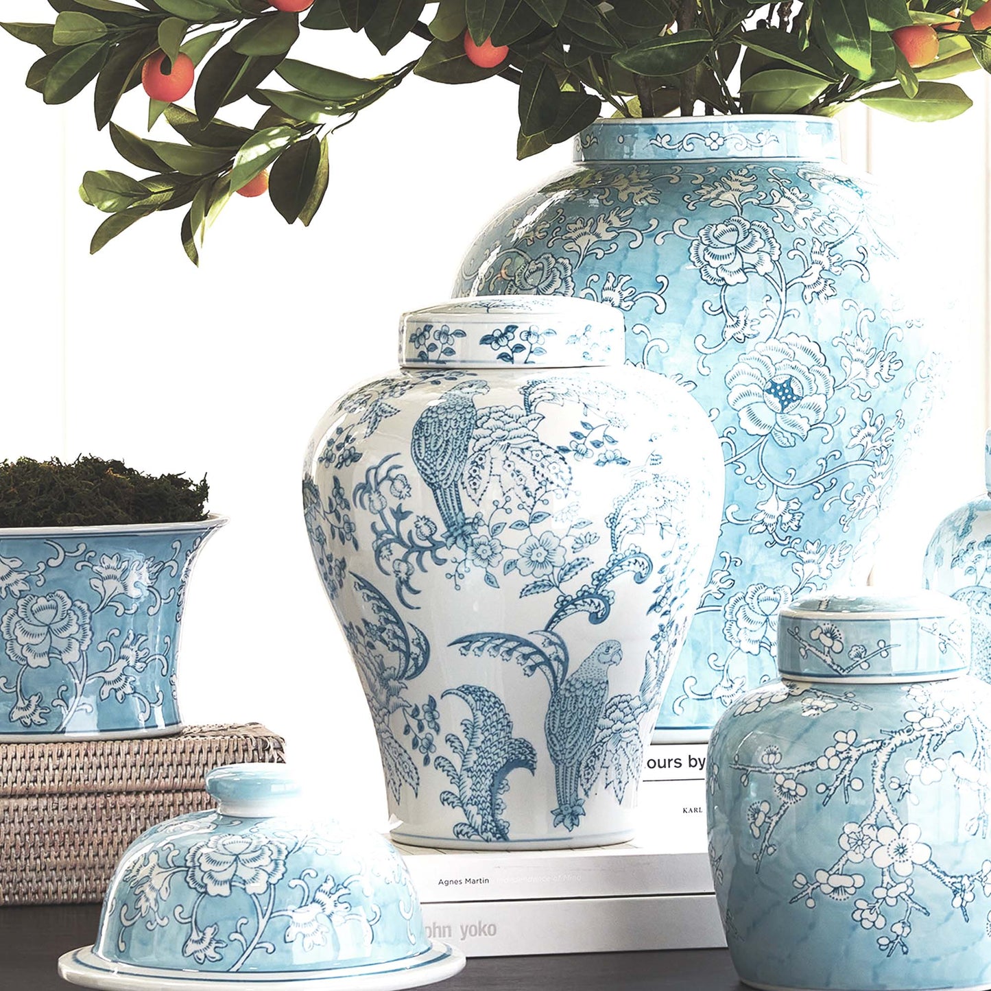 Chinoiserie light blue hand-painted porcelain ginger jar - stylish home accent (Image7).