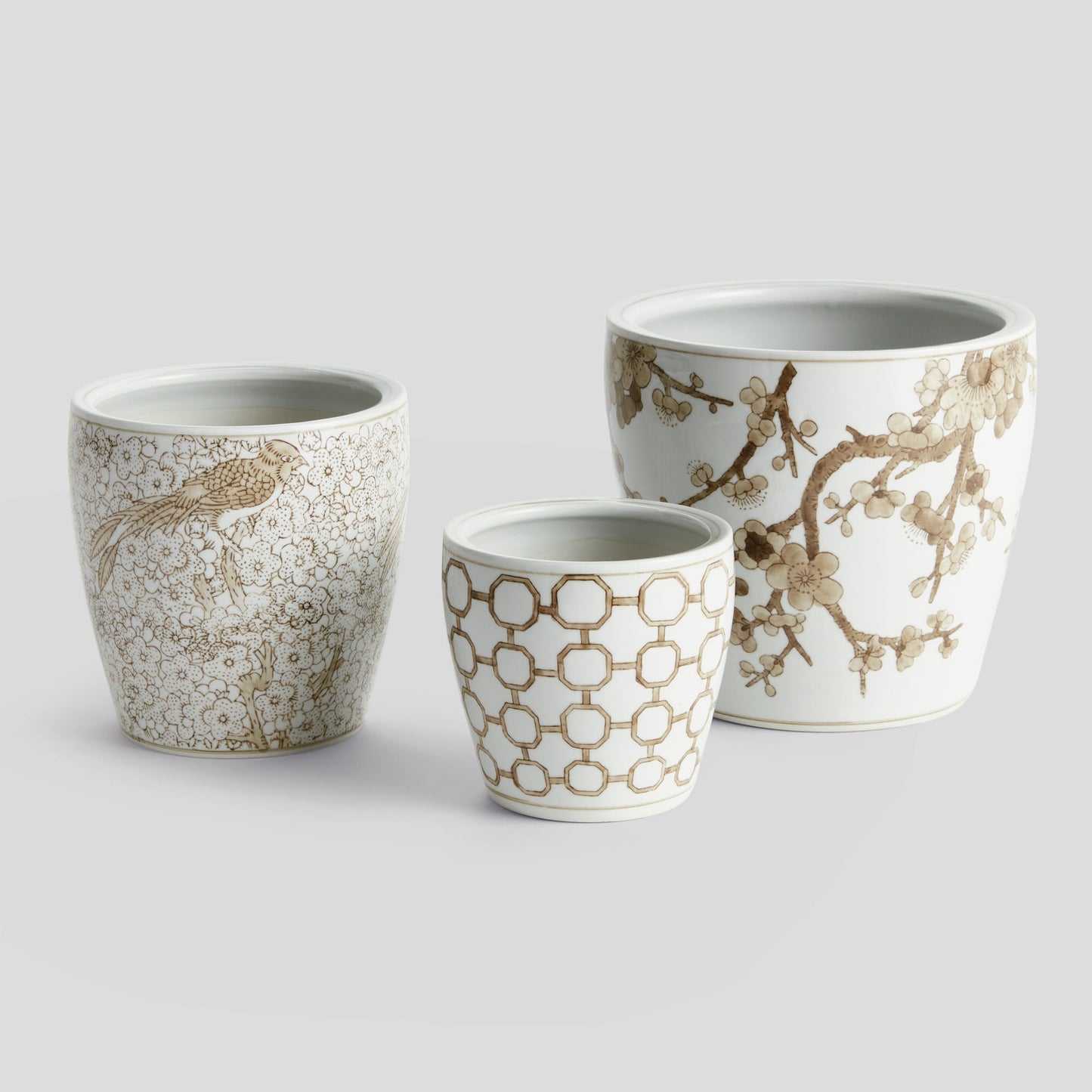 Chinoiserie taupe ceramic flower pots (set of 3) - stylish home accent (Image7).
