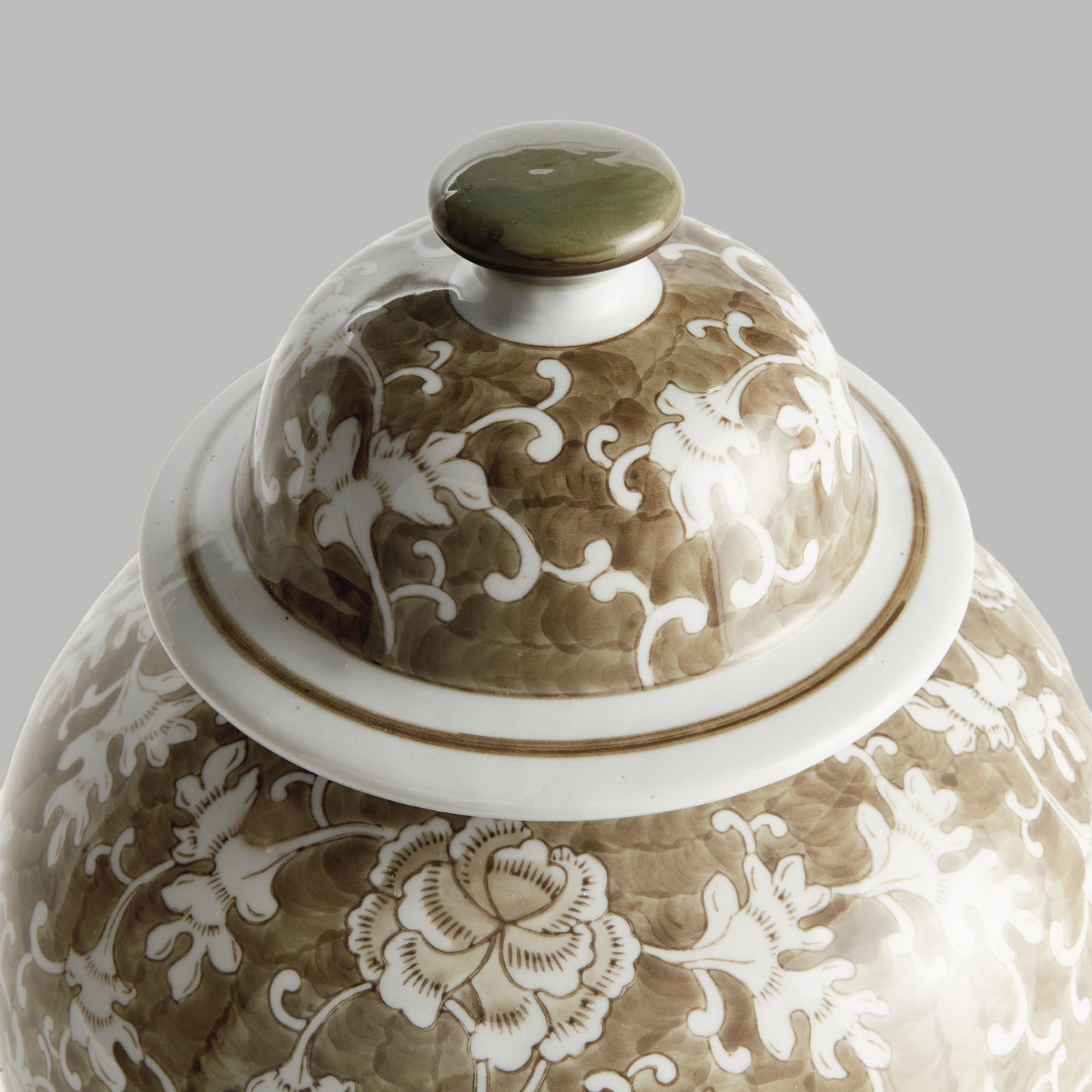 Chinoiserie taupe ceramic lidded ginger jar - stylish home accent (Image2).