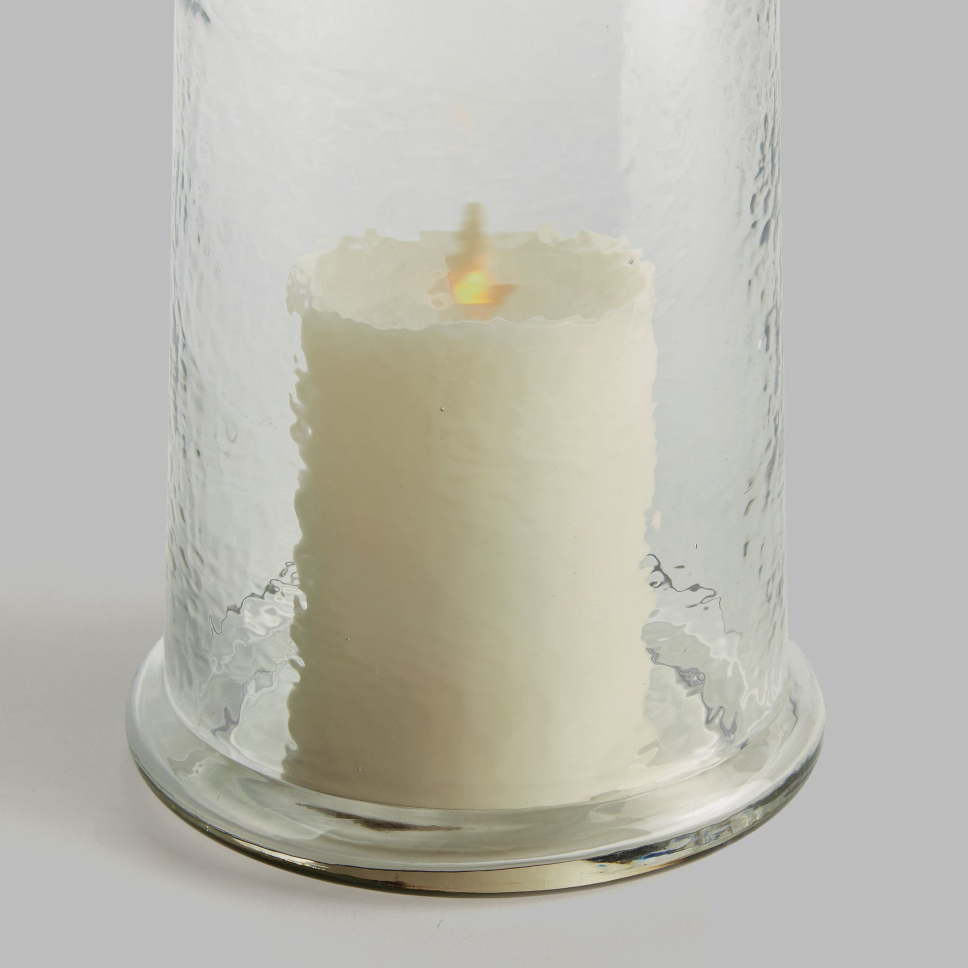 Clear hammered glass medium hurricane - stylish home accent (Image5).