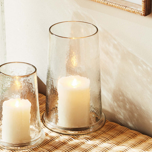 Clear hammered glass medium hurricane - stylish home accent (Image1).