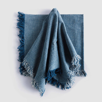 Dark blue cotton dinner napkins (set of 4) - stylish home accent (Image1).