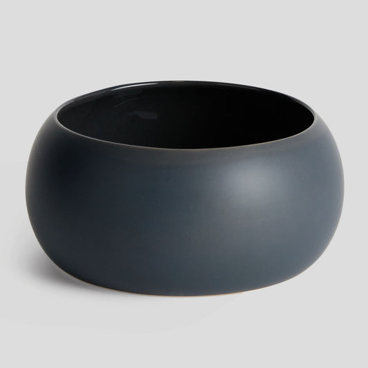 Dark navy ceramic decorative bowl - stylish home accent (Image3).