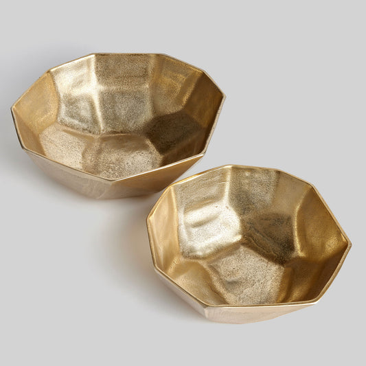 Gold geometric paneled serving bowls (set of 2) - stylish home accent (Image2).
