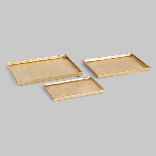Gold rectangular decorative trays (set of 3) - stylish home accent (Image1).