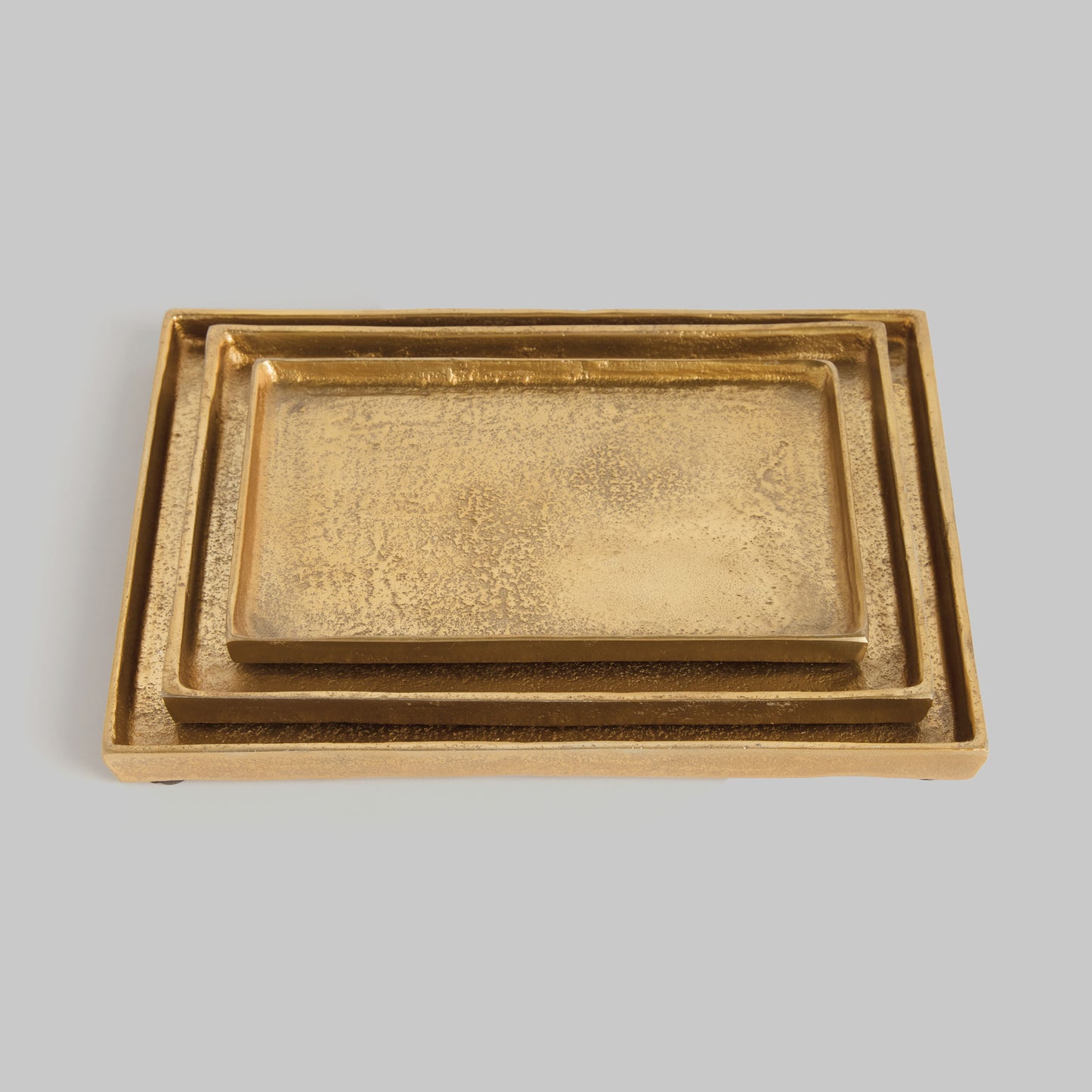 Gold rectangular decorative trays (set of 3) - stylish home accent (Image3).