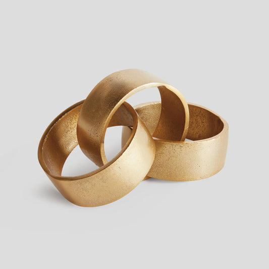 Gold round chain sculpture - stylish home accent (Image1).