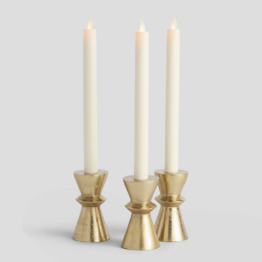 Gold taper candle holders (set of 3) - stylish home accent (Image1).
