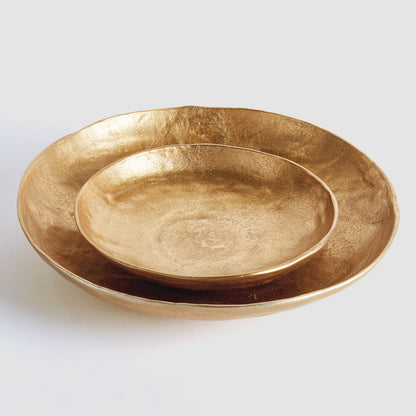 Gold textured round aluminum decorative bowls (set of 2) - stylish home accent (Image3).