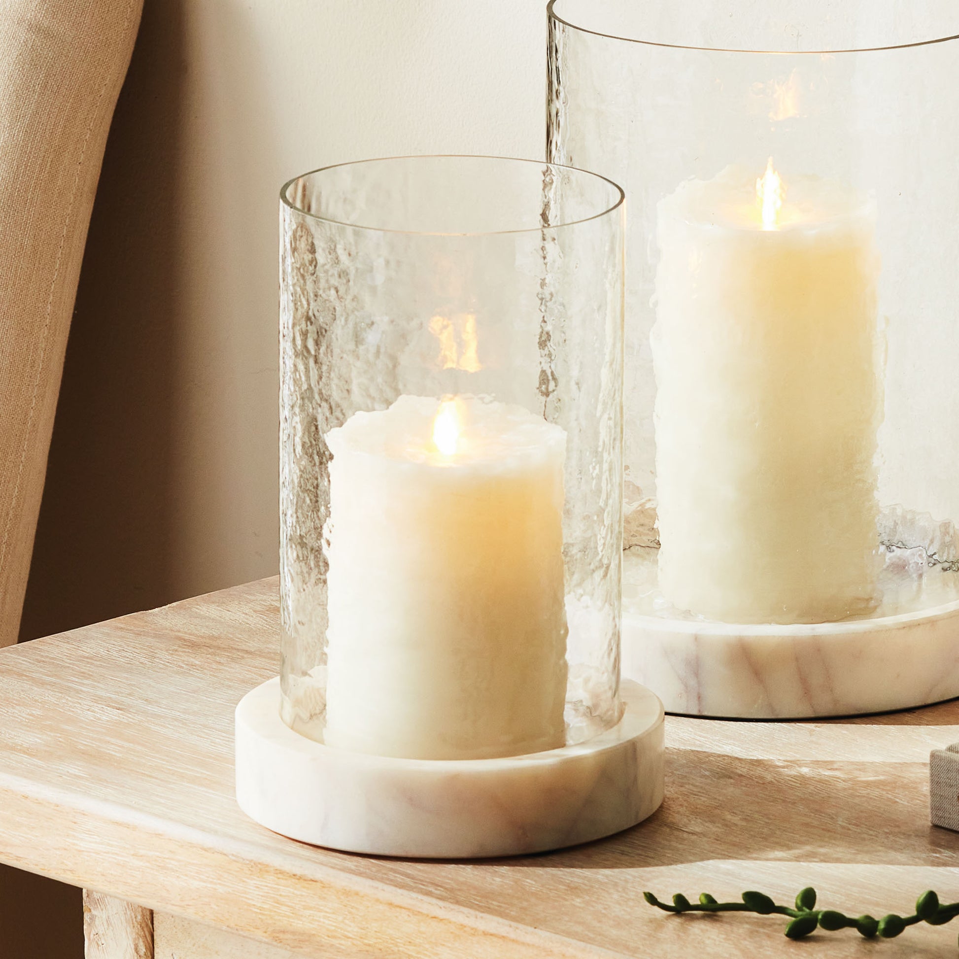 Gray marble and hammered glass small hurricane - stylish home accent (Image4).