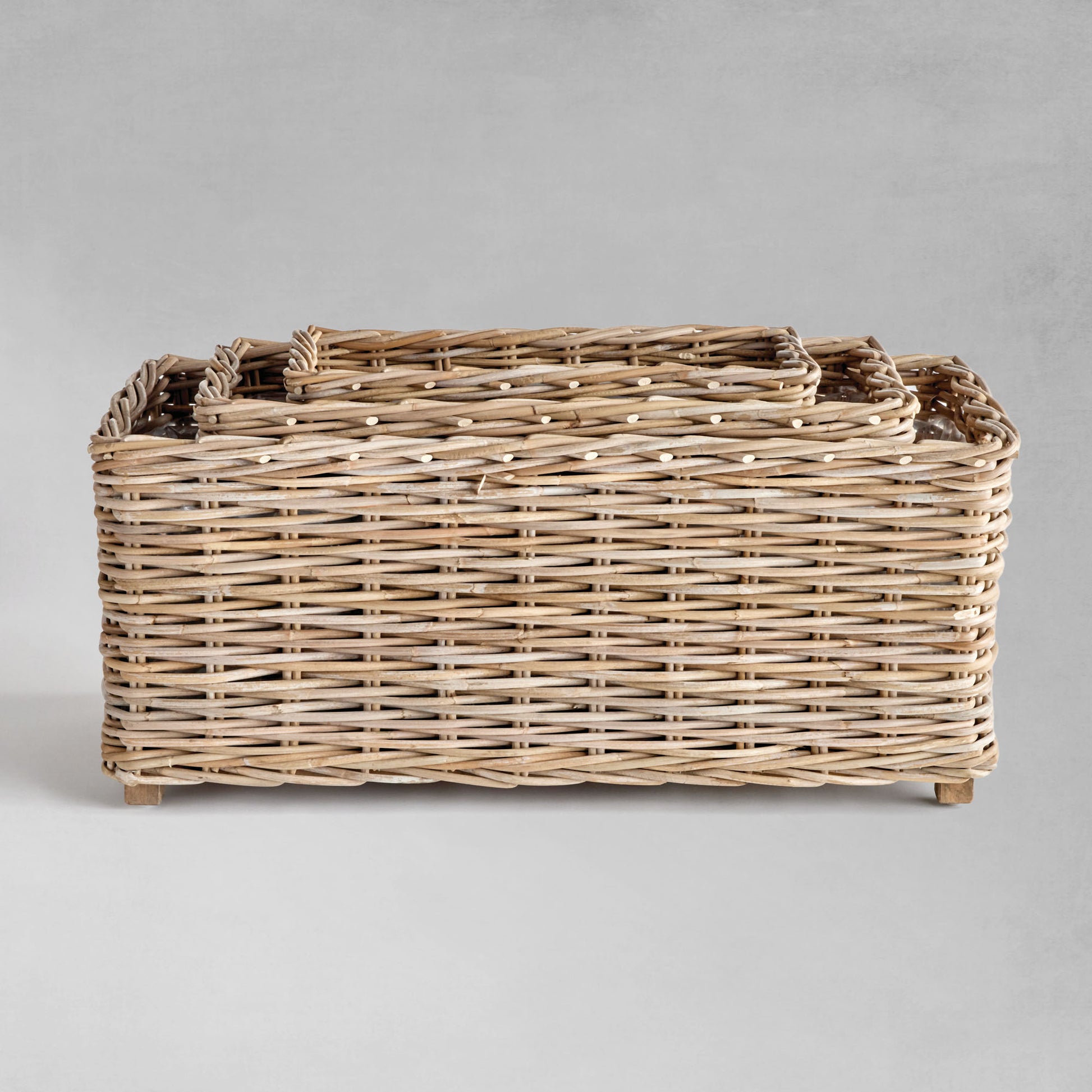 Gray rattan rectangular planters (set of 3) - stylish home accent (Image2).