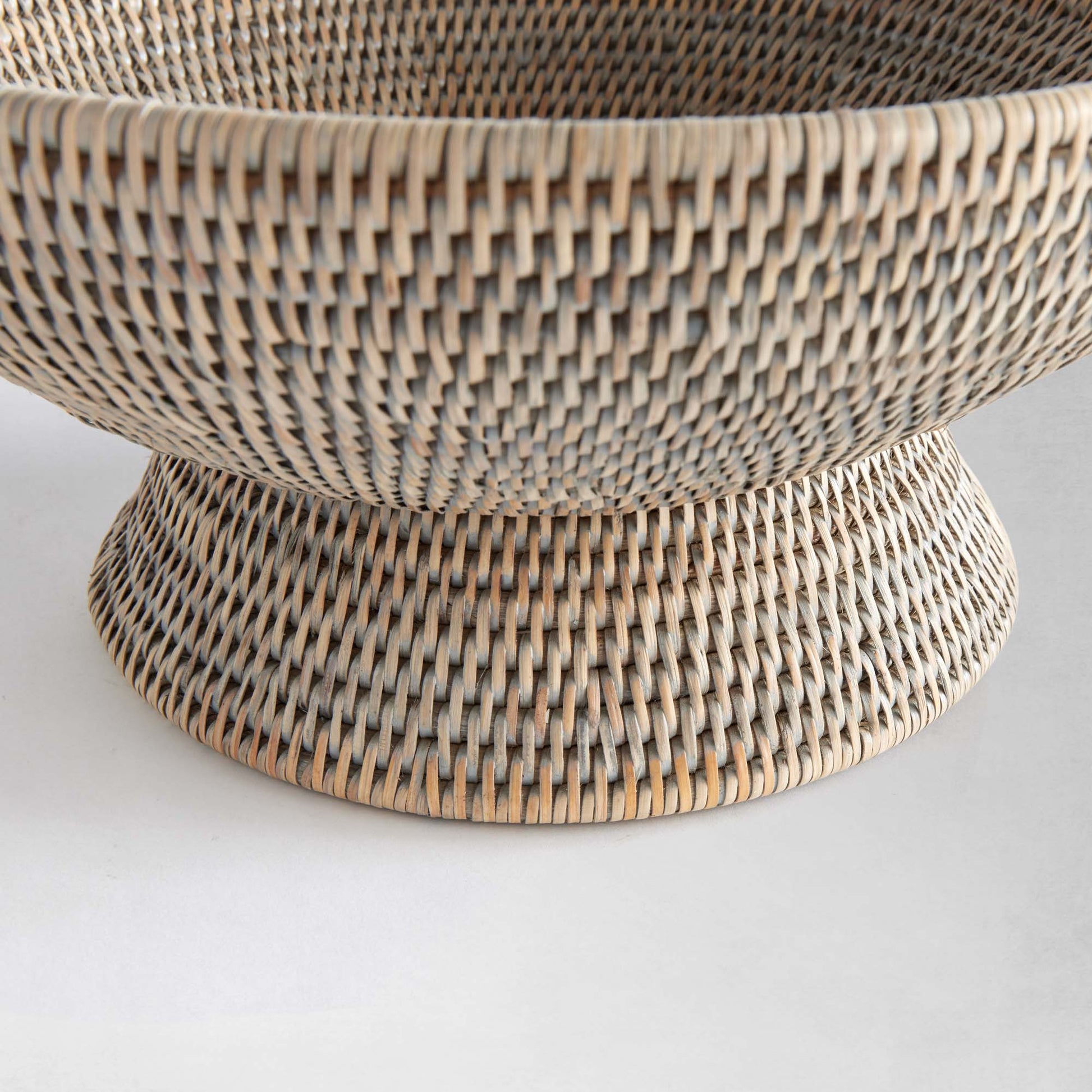 Graywash rattan offering bowl 16 inch - stylish home accent (Image3).