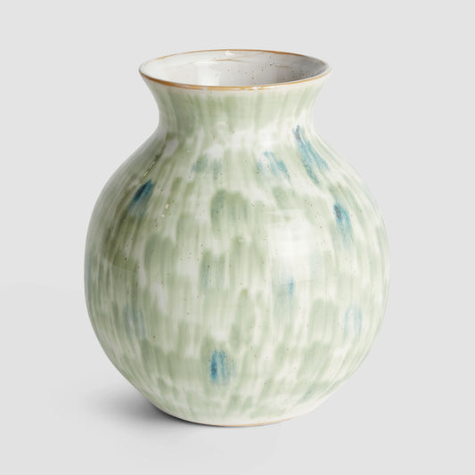 Green stoneware large vase - stylish home accent (Image1).