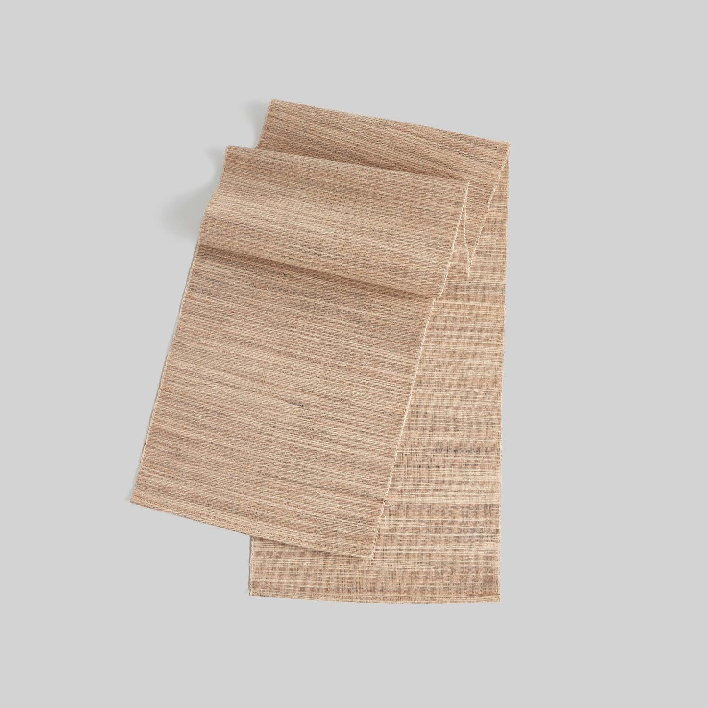 Handmade water hyacinth and cedar table runner - stylish home accent (Image5).
