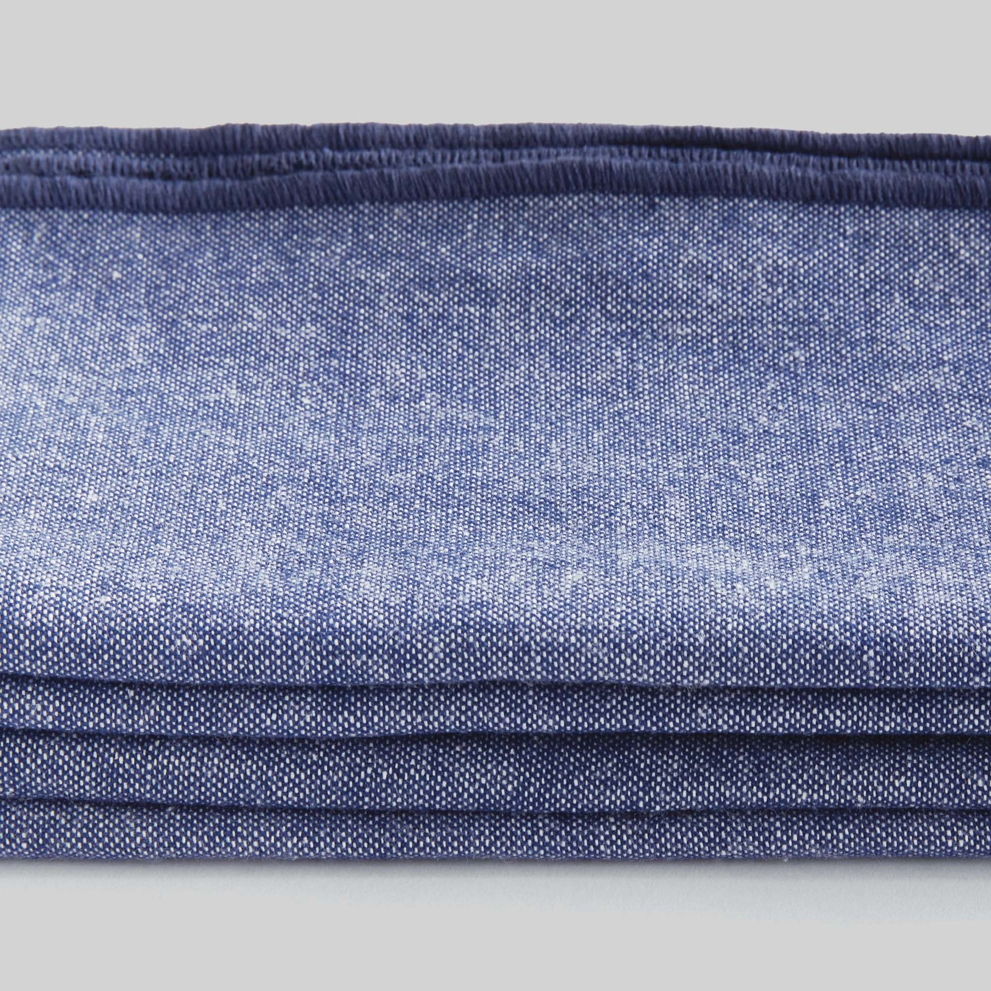 Heathered blue with navy border cotton dinner napkins (set of 4) - stylish home accent (Image2).
