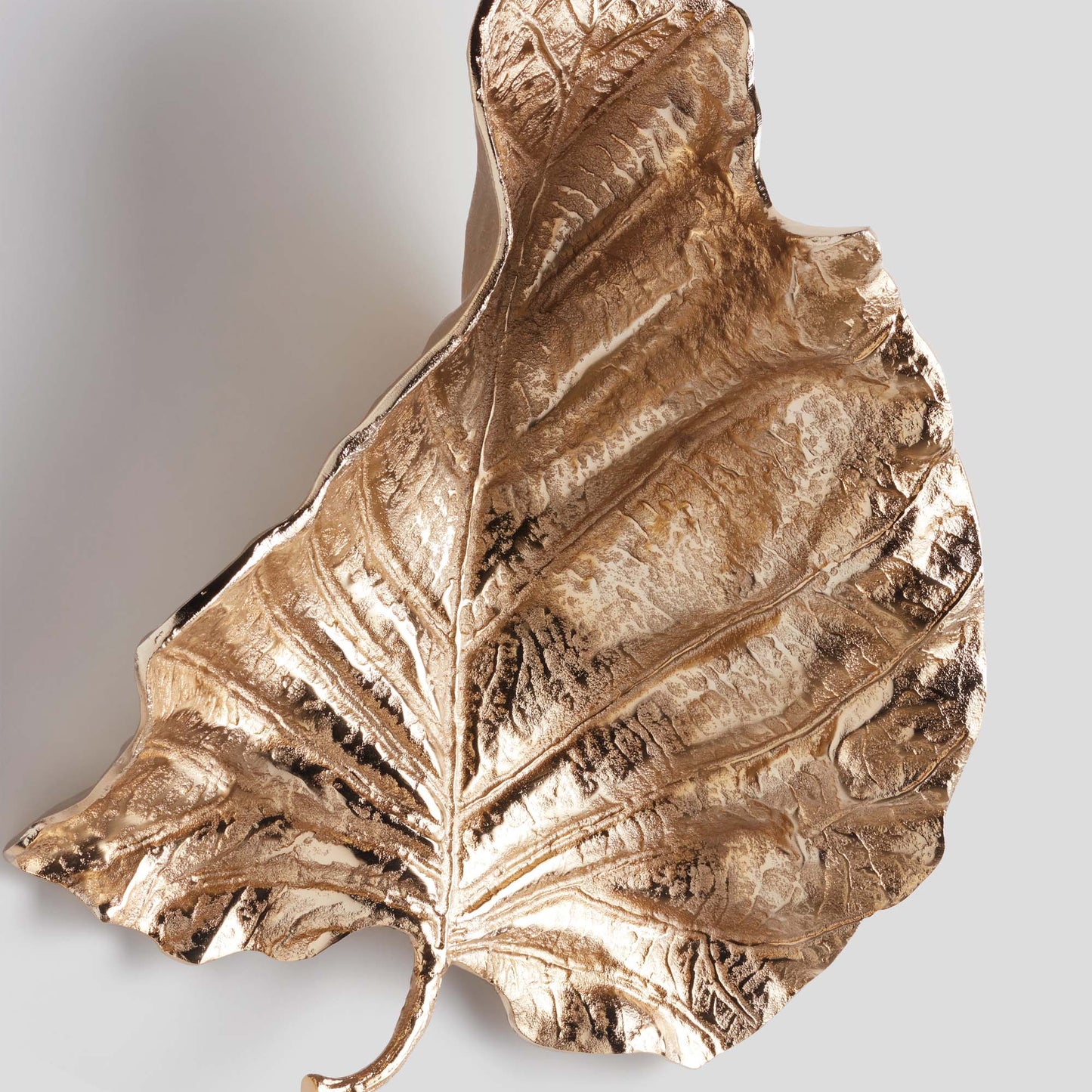 Large champagne gold cast aluminum leaf wall art - stylish home accent (Image3).