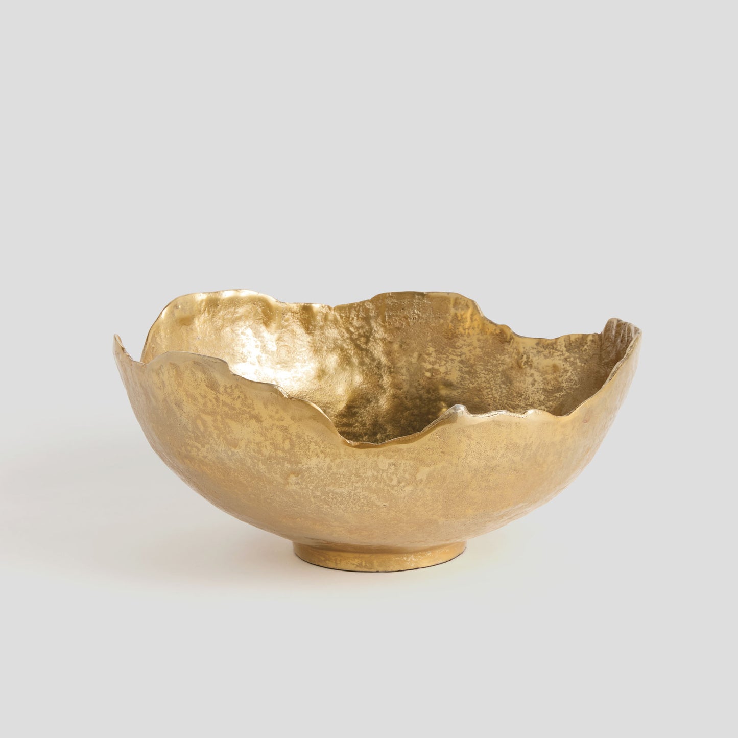 Large gold cast aluminum decorative bowl - stylish home accent (Image5).
