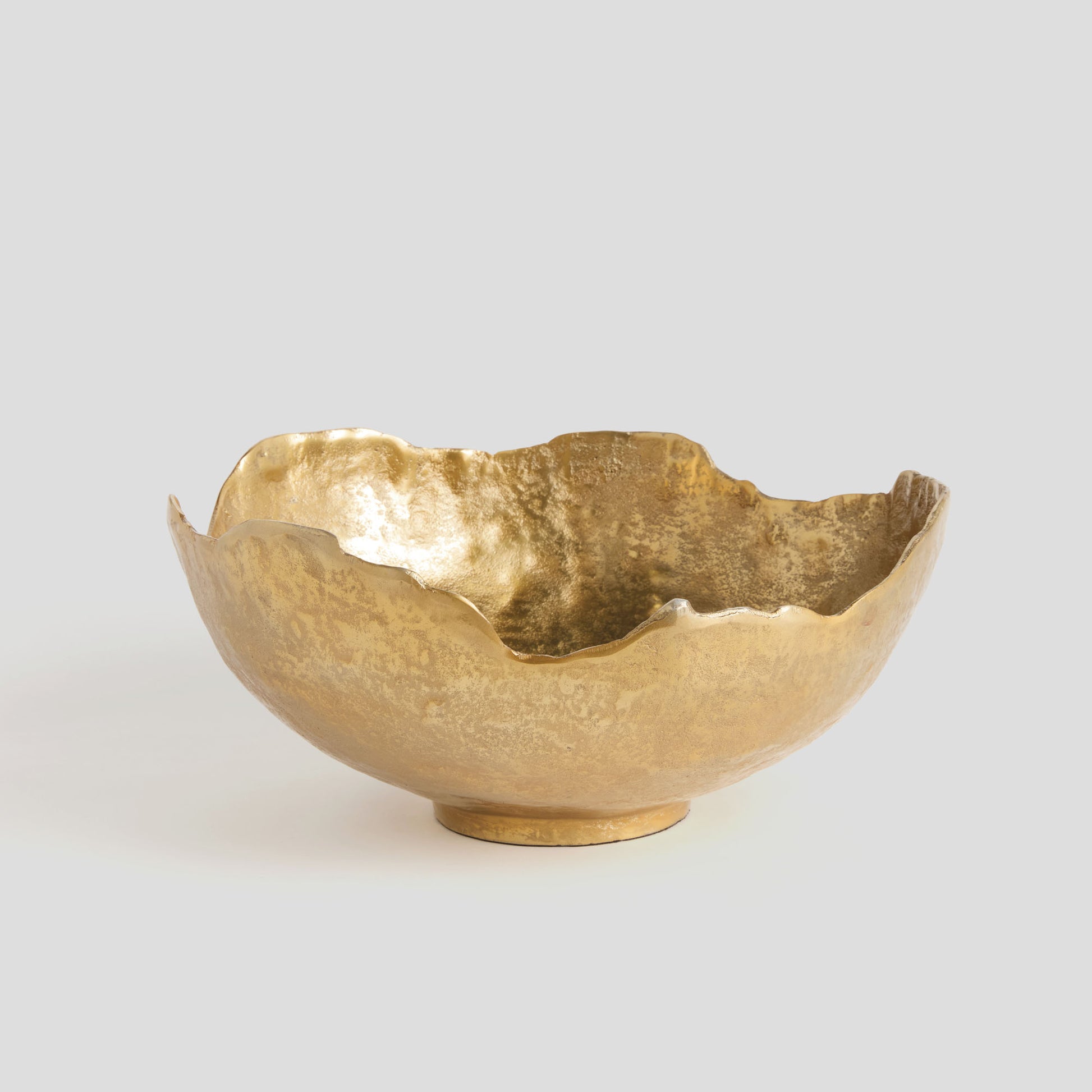 Large gold cast aluminum decorative bowl - stylish home accent (Image5).