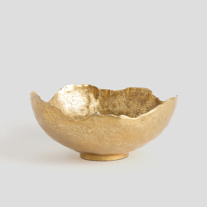 Large gold cast aluminum decorative bowl - stylish home accent (Image7).
