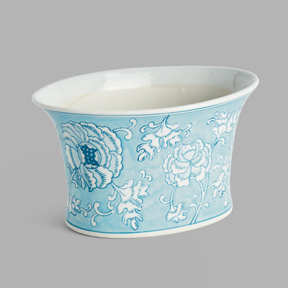 Large light blue hand-painted chinoiserie porcelain cachepot - stylish home accent (Image1).