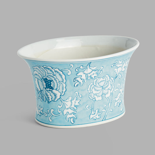 Large light blue hand-painted chinoiserie porcelain cachepot - stylish home accent (Image1).