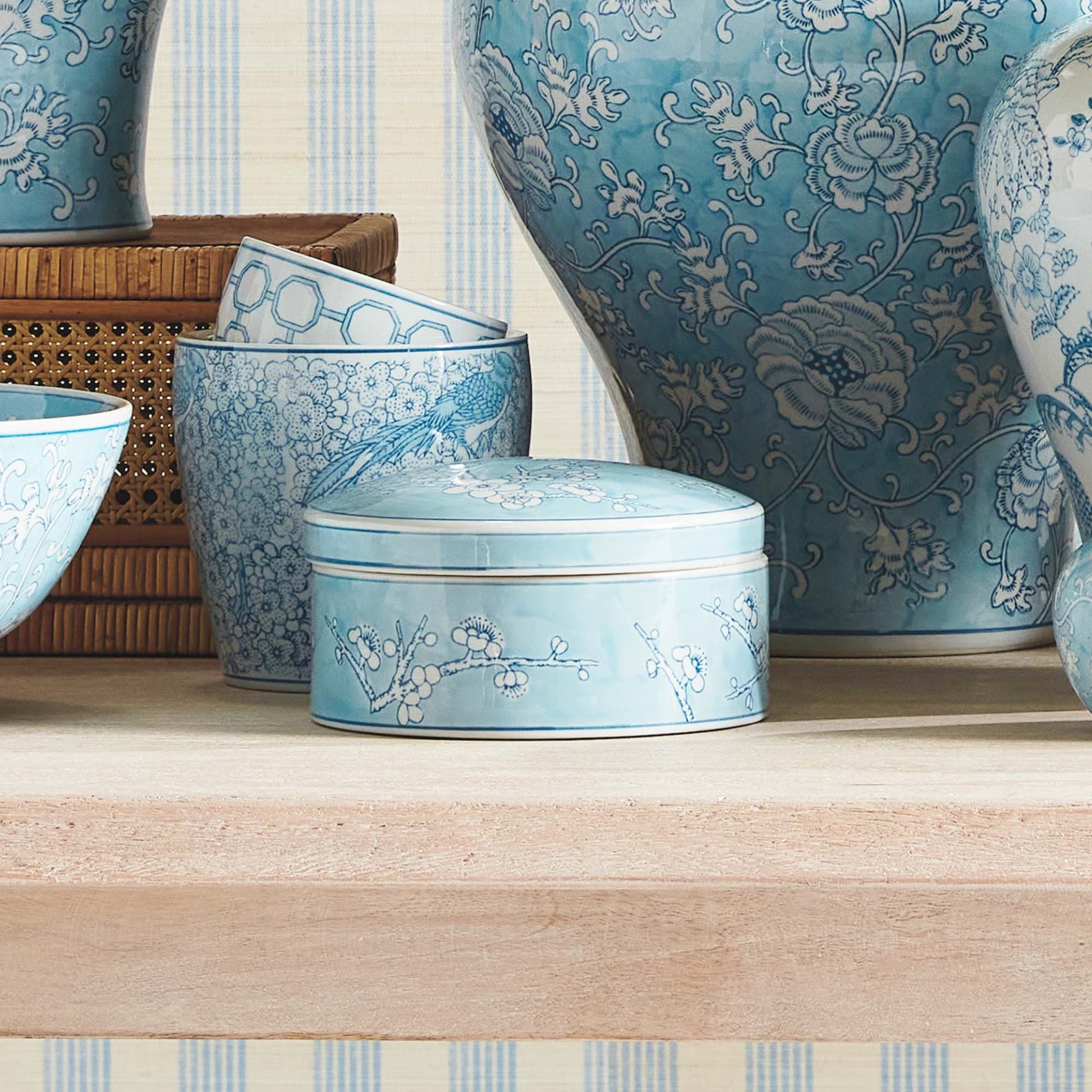 Large round light blue hand-painted porcelain lidded box - stylish home accent (Image6).