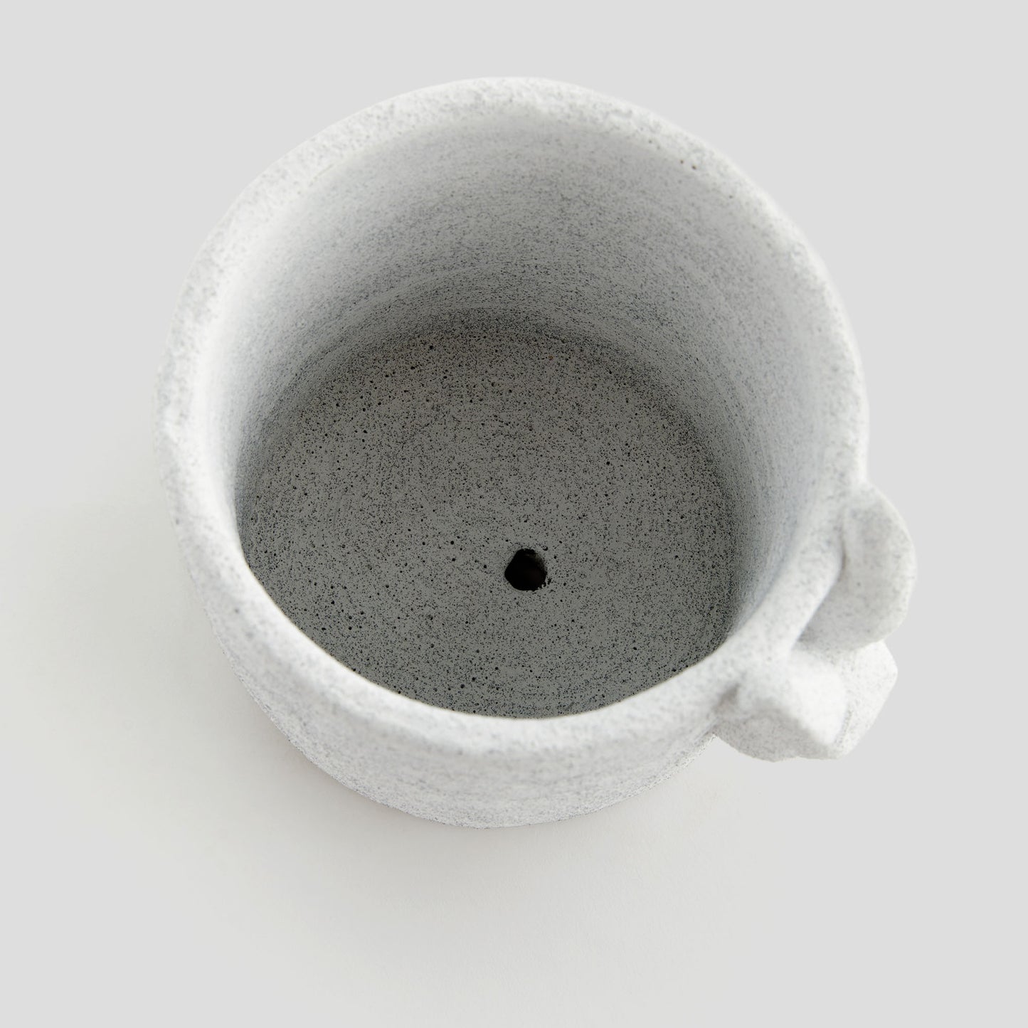Large white concrete rabbit relief pot - stylish home accent (Image2).