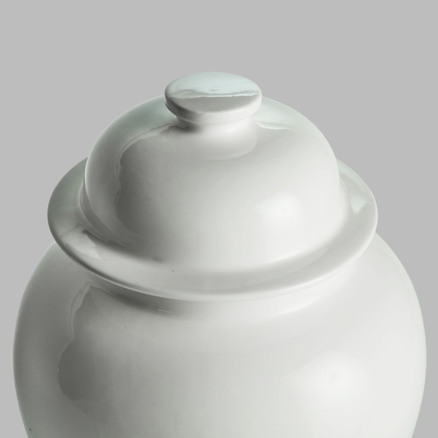 Large white lidded ginger jar - stylish home accent (Image3).