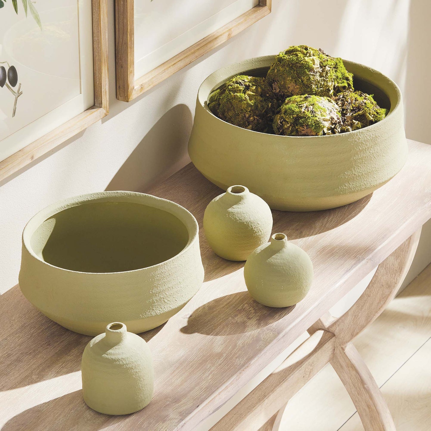 Leaf green terracotta decorative bowls (set of 2) - stylish home accent (Image6).