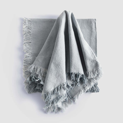 Light blue cotton dinner napkins (set of 4) - stylish home accent (Image1).
