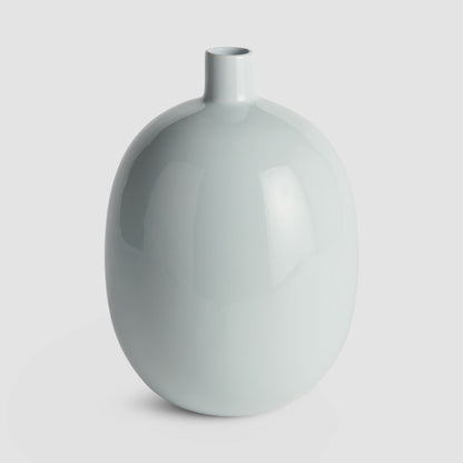 Light blue stoneware large vase - stylish home accent (Image1).