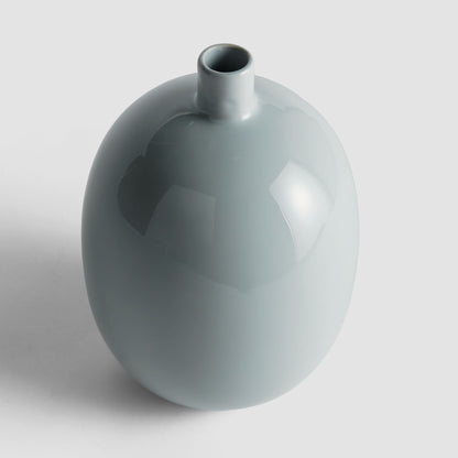 Light blue stoneware small vase - stylish home accent (Image3).