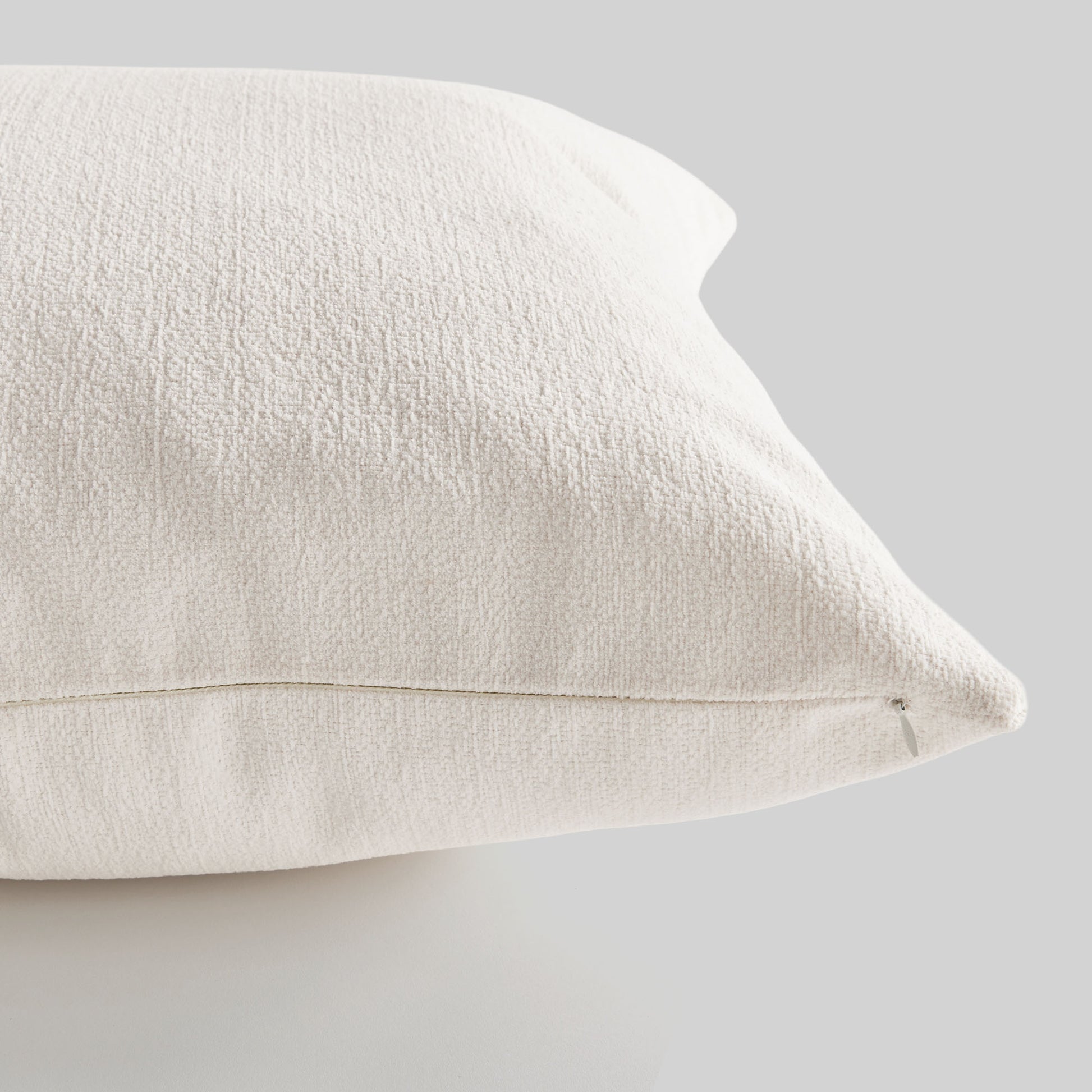 Light cream jacquard 24 inch pillow - stylish home accent (Image4).