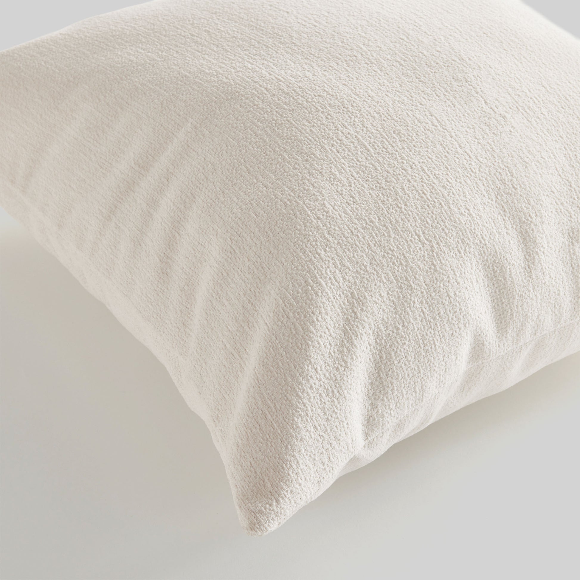 Light cream jacquard 24 inch pillow - stylish home accent (Image5).