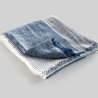 Lightweight navy & ivory linen woven throw.