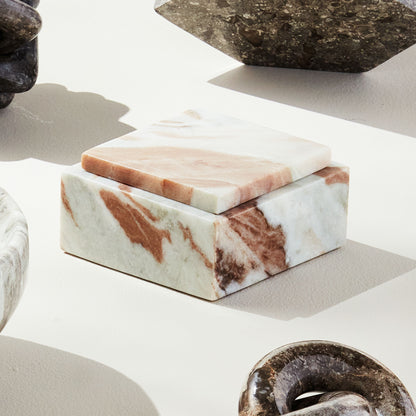 Marble square lidded box - stylish home accent (Image1).