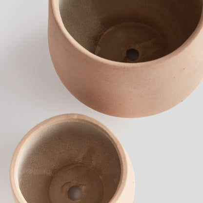 Matte clay pots with drain holes (set of 2) - stylish home accent (Image2).